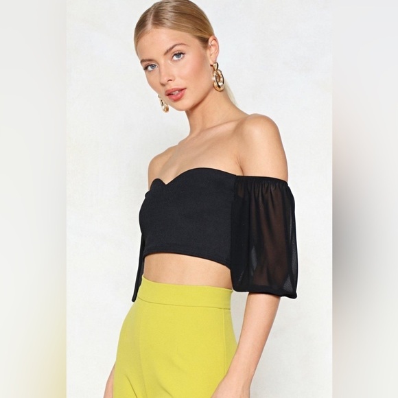 Nasty Gal Collection Black Sheer Puff Sleeve Crop Top Sz 4 - Picture 1 of 9
